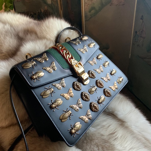 Gucci Handbag - Picture 6 of 13